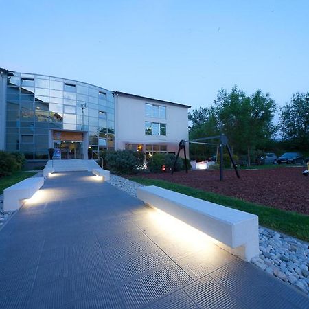 Bit Center Hotel Ljubljana Exterior photo